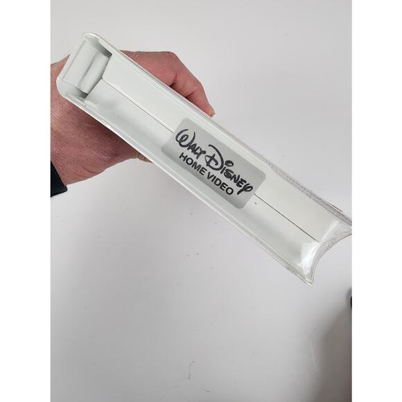 VTG 1937 Disney's Snow White and the Seven Dwarfs Masterpiece VHS Movie (Sealed) - Picture 7 of 11